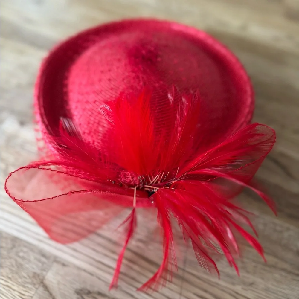 Elegant Red Feathered Fascinator - Picture 2 of 4